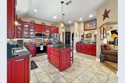 7205 Muirfield Drive, Cleburne, TX 76033 - Photo 15