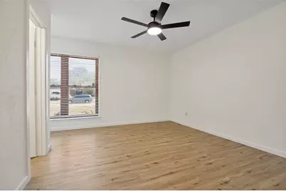 502 Brian Drive, Grand Prairie, TX 75052 - Photo 17