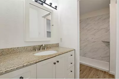 502 Brian Drive, Grand Prairie, TX 75052 - Photo 17
