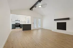 502 Brian Dr, Grand Prairie, TX 75052 - Photo 3