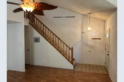 606 Squaw Creek Court, Arlington, TX 76018 - Photo 5