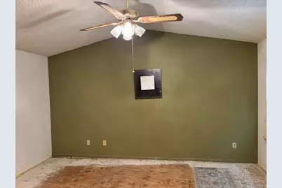 606 Squaw Creek Court, Arlington, TX 76018 - Photo 11