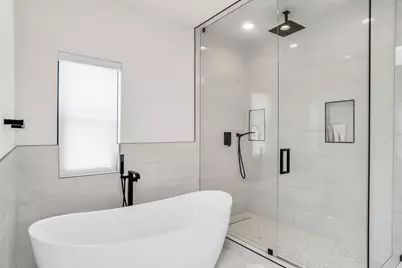 2856 Peninsula Drive, Grapevine, TX 76051 - Photo 25