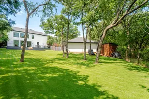 2856 Peninsula Dr, Grapevine, TX 76051 - Photo 33