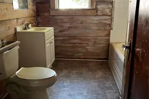 1011 W Walker St, Denison, TX 75020 - Photo 9