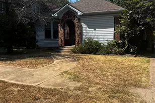 1011 W Walker St, Denison, TX 75020 - Photo 1