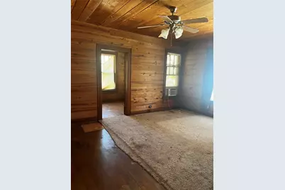 1011 W Walker Street, Denison, TX 75020 - Photo 5