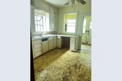 1011 W Walker Street, Denison, TX 75020 - Photo 5