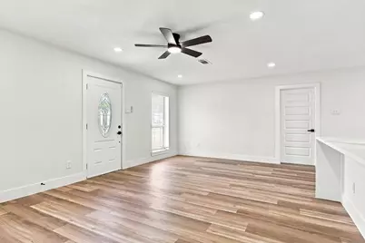 865 Stanford Drive, Lancaster, TX 75134 - Photo 5