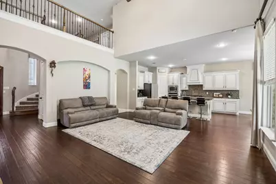 403 Clear Creek Drive, Mansfield, TX 76063 - Photo 9