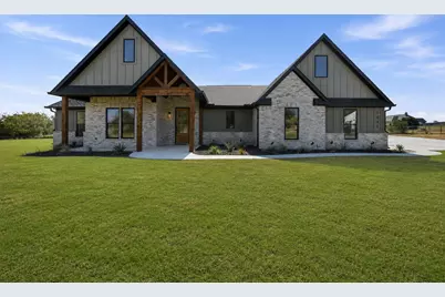 1047 Pioneer Crossing, Weatherford, TX 76088 - Photo 1