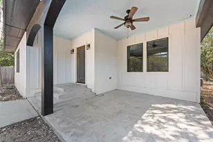 9405 Hilltop St, Rio Vista, TX 76093 - Photo 7