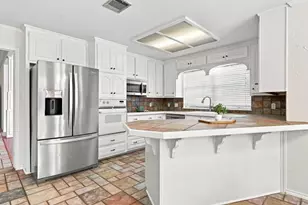 512 Meadowland Dr, Waco, TX 76657 - Photo 11