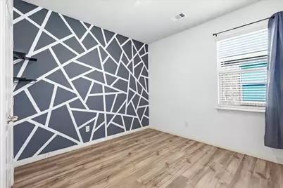 7533 Pleasant Oaks Street, Fort Worth, TX 76120 - Photo 19