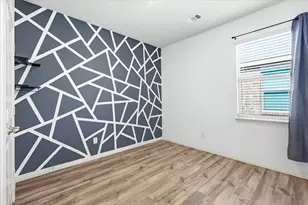 7533 Pleasant Oaks St, Fort Worth, TX 76120 - Photo 19