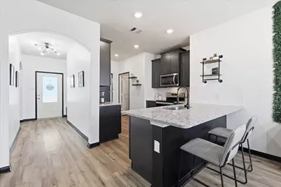 7533 Pleasant Oaks Street, Fort Worth, TX 76120 - Photo 9