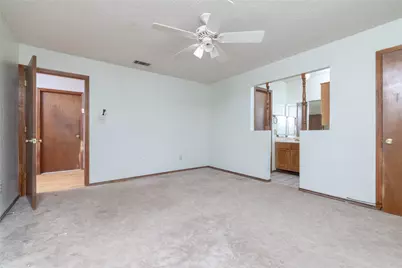 211 Oak Court, Springtown, TX 76082 - Photo 25