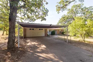 211 Oak Ct, Springtown, TX 76082 - Photo 7