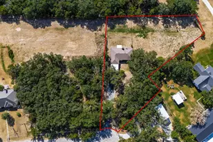 211 Oak Ct, Springtown, TX 76082 - Photo 3