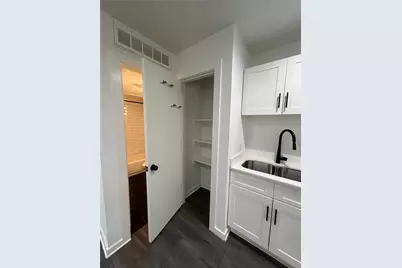 321 E 8th Street #116, Dallas, TX 75203 - Photo 5