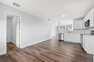 2601 Shorewood Dr, Little Elm, TX 75068 - Photo 11