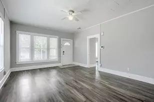 520 E Day St, Denison, TX 75021 - Photo 3
