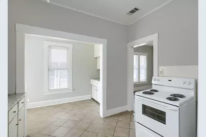 520 E Day Street, Denison, TX 75021 - Photo 13