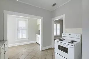 520 E Day St, Denison, TX 75021 - Photo 13
