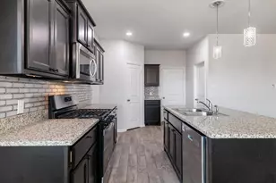 413 Drowsy Water Trl, Fort Worth, TX 76131 - Photo 7