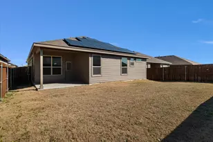 413 Drowsy Water Trl, Fort Worth, TX 76131 - Photo 17