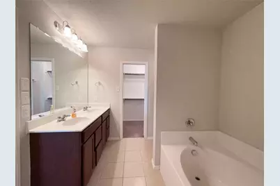 712 Whitemarsh Drive, Aubrey, TX 76227 - Photo 5