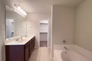 712 Whitemarsh Dr, Aubrey, TX 76227 - Photo 5