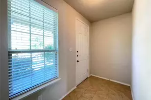 712 Whitemarsh Dr, Aubrey, TX 76227 - Photo 3