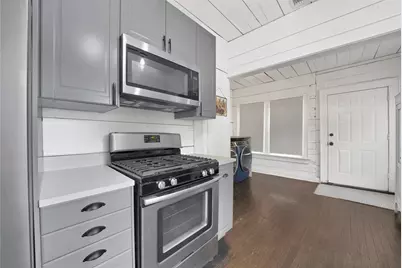 124 E 6th Street, Dallas, TX 75203 - Photo 19