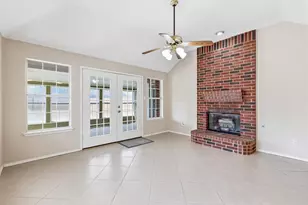 1622 Glenmore Dr, Lewisville, TX 75077 - Photo 9