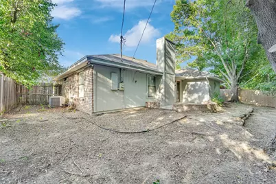 916 Pierce Arrow Drive, Arlington, TX 76001 - Photo 5
