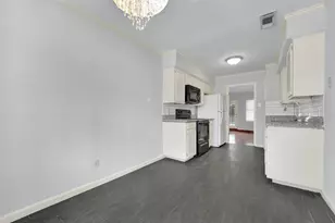 916 Pierce Arrow Dr, Arlington, TX 76001 - Photo 13