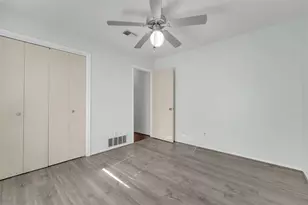 916 Pierce Arrow Dr, Arlington, TX 76001 - Photo 19