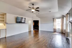 5000 Dickens Ln, Carrollton, TX 75010 - Photo 25
