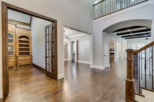 5000 Dickens Ln, Carrollton, TX 75010 - Photo 5