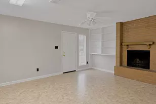4613 Ranch View, Fort Worth, TX 76109 - Photo 3