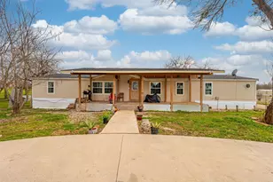 8591 W Ridge Dr, Quinlan, TX 75474 - Photo 1