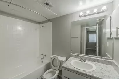 1122 Millview Drive #1106, Arlington, TX 76012 - Photo 7