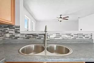 300 Deer Run Dr, Sanger, TX 76266 - Photo 11
