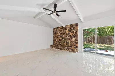 805 Salem Drive, Arlington, TX 76014 - Photo 9