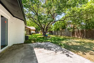 805 Salem Dr, Arlington, TX 76014 - Photo 3