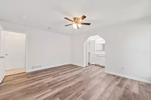 805 Salem Dr, Arlington, TX 76014 - Photo 23