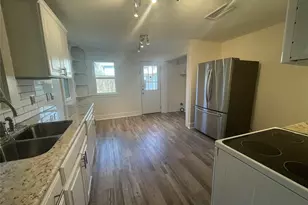 3320 W 5th St, Fort Worth, TX 76107 - Photo 11
