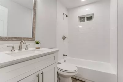 5444 Gaston Avenue #102, Dallas, TX 75214 - Photo 9