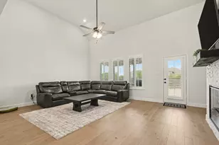 1708 Canals Dr, Little Elm, TX 75068 - Photo 11